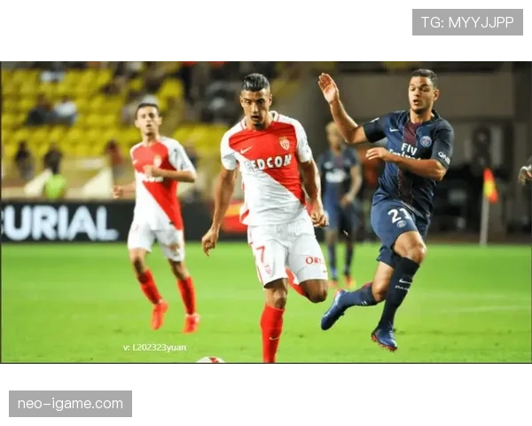 雷恩定位球战术奏效，助力球队取得连胜佳绩