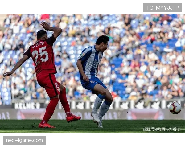 西甲红白军团强势出击，冠军征程再启新篇章