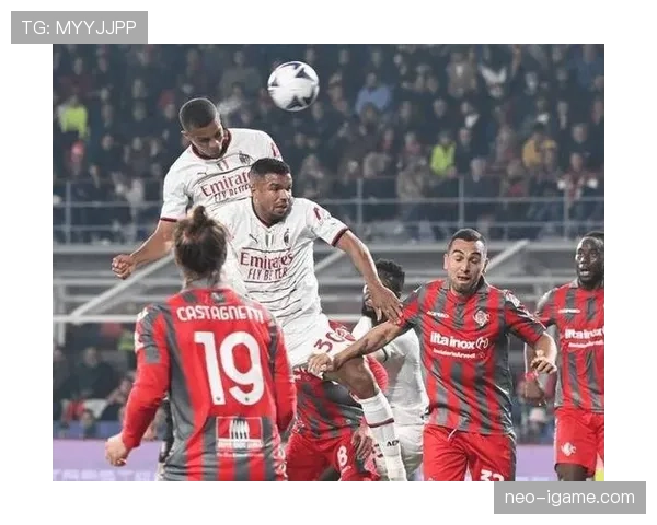 都灵主帅战术风格解析:注重防守反击与中场控制 都灵主帅战术风格解析:注重防守反击与中场控制